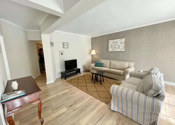 Charming Ribeira Cascais